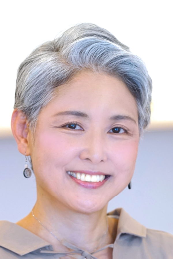 ヘアスタイル シニア世代専門のヘアサロン えがお美容室(東京・巣鴨)